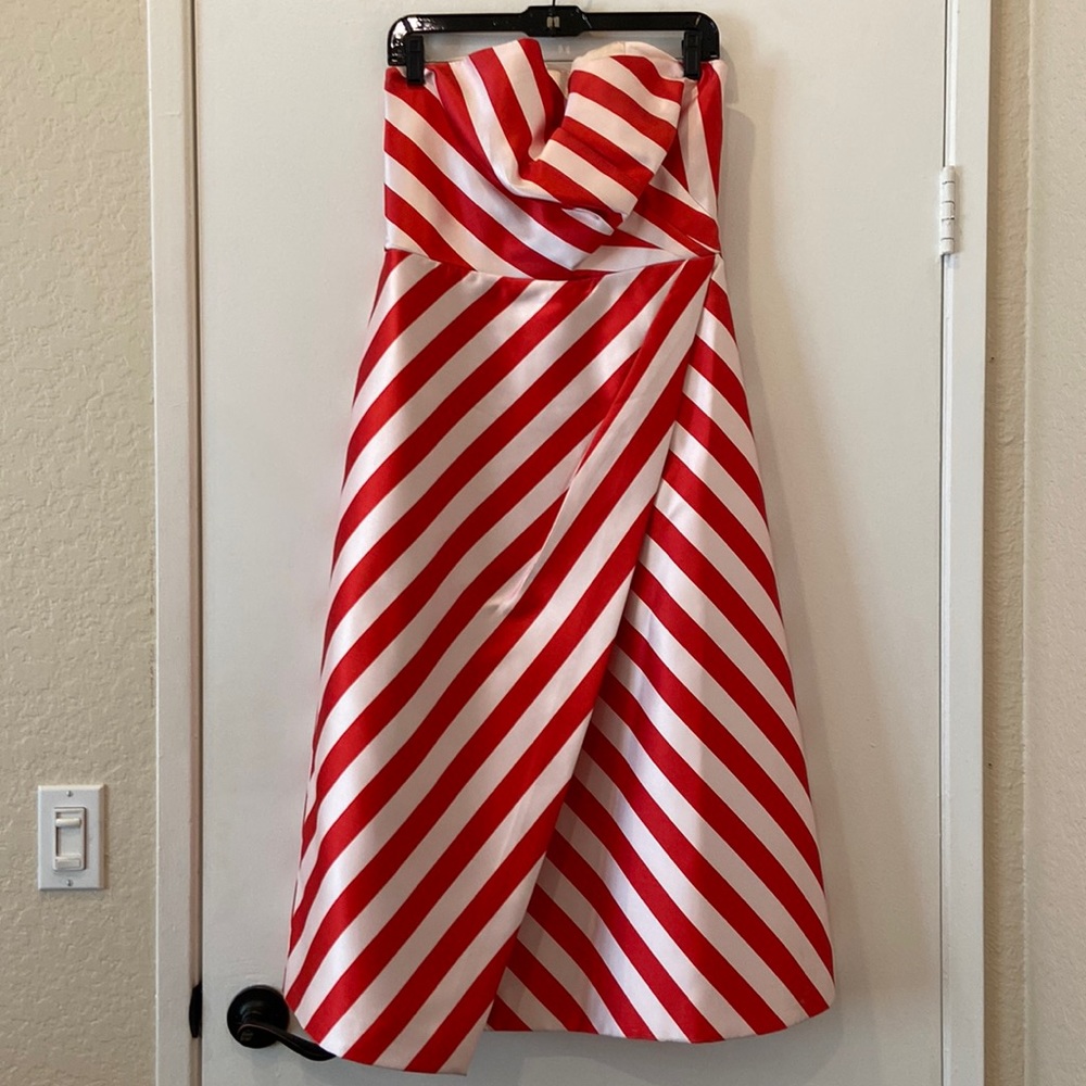 A Ted Baker size 3 (US 8)